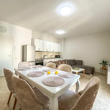 Sunshine 781 * Дуррес