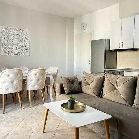 Апартаменты Sunshine 781 Дуррес